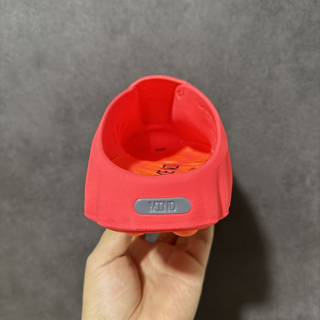 图片[4]-【公司级】Nike Mind 001 Recovery Slide 耐克 舒适柔软包头拖鞋 黑科技产物 作为耐克首款结合神经科学研发的鞋款 它最大的设计在于鞋底 鞋底嵌有22个独立泡棉节点 上脚后能有效刺激足底触觉 搭配吸睛的外观 适合在运动后放松时穿着 带来独特体验 货号：HQ4307-600 尺码：36～48-选品中心