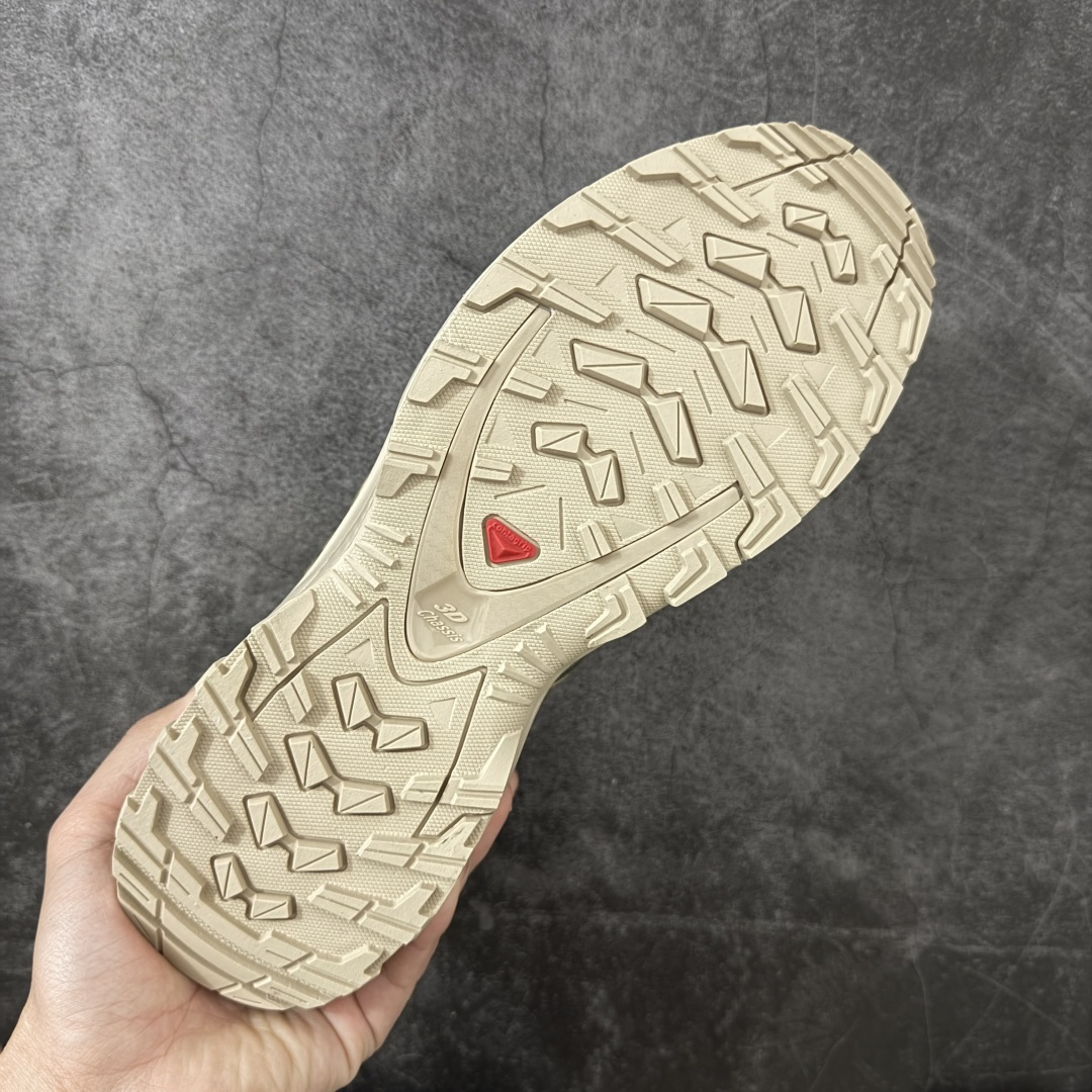 图片[9]-【纯原W1版】SALOMON XA Pro 3D 米绿475874 萨洛蒙潮流越野机能户外功能鞋 纯原外贸平台特供订单 耗时半年巨作 全套原纸板楦头开发 原厂特供网布配套加持 确保原汁原味 完美呈现版型 原档数据独家私模五层组合大底 男女鞋同步官方开发 原装Ortholite轻量化鞋垫 中底布带钢印编号 原厂TPU锁扣 进口港宝加持 后跟自然饱满 还原公司包裹性 鞋面采用SENSIFT贴合技术 全方位贴合包裹脚型 鞋跟部鞋底牵引设计 提供强大的抓地性能 更适应野外崎岖不平的道路 其3D ADVANCED CHASSIS底盘 材料轻量大化 钉齿设计更具稳定性 防护性 鞋底易磨损区运用CONTAGRIP高耐磨材料 应对城市硬质路面长距离跑考验 尺码：36 36.5 37.5 38 38.5 39 40 40.5 41 42 42.5 43 44 44.5 45-选品中心