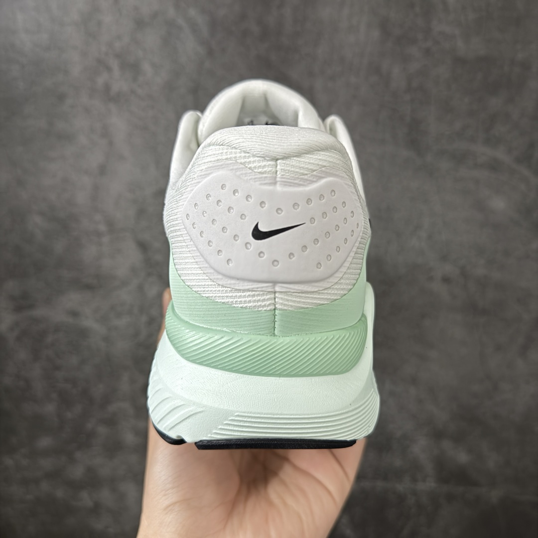 图片[4]-【XE纯原】Nike Air Zoom Structure 26 登月26代超级飞马系列马拉松跑步鞋 HJ1101-100 平台专供 充正品质 3之前未流通市场版本 内里嵌入定型海绵 中底搭载前Zoom+全掌React配置 全部原鞋开发打造 所有细节全部同步原版 全新一代拥有 Zoom Air 一如既往的稳定感和流畅感 鞋面采用工程网眼设计 为特定高热区域营造出色透气性 进一步增加鞋面的穿孔数量 让足部能够快速散热 中足搭配 Flywire 飞线 在高速运动时营造舒适稳定的贴合感 内置Zoon气垫加持 动力十足！ 尺码： 39 40 40.5 41 42 42.5 43 44 44.5 45 46-选品中心