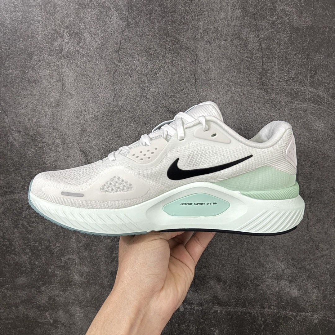 图片[2]-【XE纯原】Nike Air Zoom Structure 26 登月26代超级飞马系列马拉松跑步鞋 HJ1101-100 平台专供 充正品质 3之前未流通市场版本 内里嵌入定型海绵 中底搭载前Zoom+全掌React配置 全部原鞋开发打造 所有细节全部同步原版 全新一代拥有 Zoom Air 一如既往的稳定感和流畅感 鞋面采用工程网眼设计 为特定高热区域营造出色透气性 进一步增加鞋面的穿孔数量 让足部能够快速散热 中足搭配 Flywire 飞线 在高速运动时营造舒适稳定的贴合感 内置Zoon气垫加持 动力十足！ 尺码： 39 40 40.5 41 42 42.5 43 44 44.5 45 46-选品中心