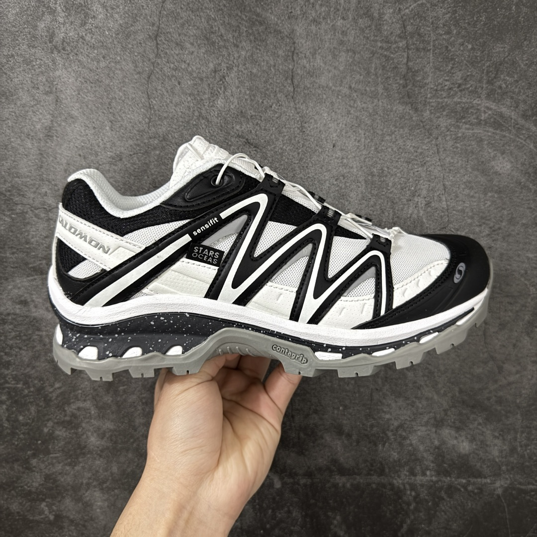 【公司级】SALOMON萨洛蒙 XT-Quest 织物 潮流个性 减震包裹性支撑 户外功能鞋 男女同款 材料轻量大化 钉齿设计更具稳定性、防护性 鞋底易磨损区运用CONTAGRIP高耐磨材料 应对城市硬质路面长距离跑考验 货号：410523 尺码：36 36.5 37.5 38 38.5 39 40 40.5 41 42 42.5 43 44 44.5 45-选品中心