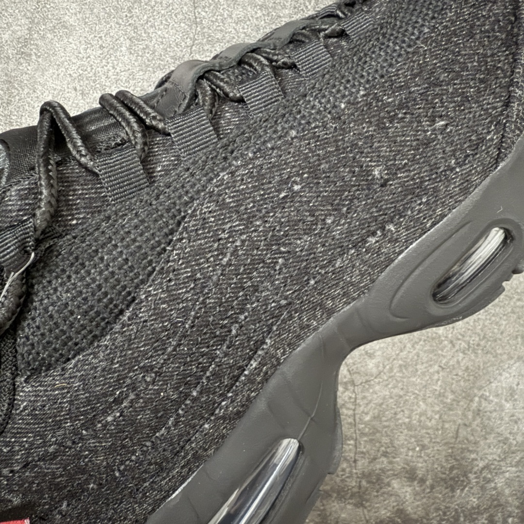 图片[4]-【KZ纯原】Levi\’s x NK Air Max 95 舒适耐磨 低帮跑步鞋 男女同款 李维斯联名黑牛仔 HM4743-001 外贸顶级专供 区别先行版 全部配色原鞋原尺码开发生产 极致还原 全部原厂材料一比一打造 一眼ZP既视感 欢迎对比市场版本 尺码：40 40.5 41 42 42.5 43 44 44.5 45 46 46.5 47.5 48 48.5-选品中心