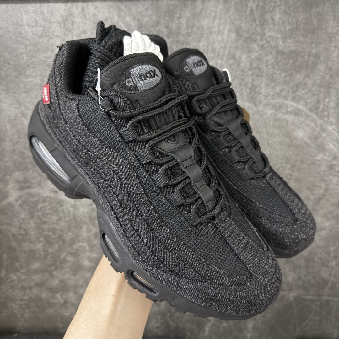 【KZ纯原】Levi\'s x NK Air Max 95 舒适耐磨 低帮跑步鞋 男女同款 李维斯联名黑牛仔 HM4743-001 外贸顶级专供 区别先行版 全部配色原鞋原尺码开发生产 极致还原 全部原厂材料一比一打造 一眼ZP既视感 欢迎对比市场版本 尺码：40 40.5 41 42 42.5 43 44 44.5 45 46 46.5 47.5 48 48.5-选品中心