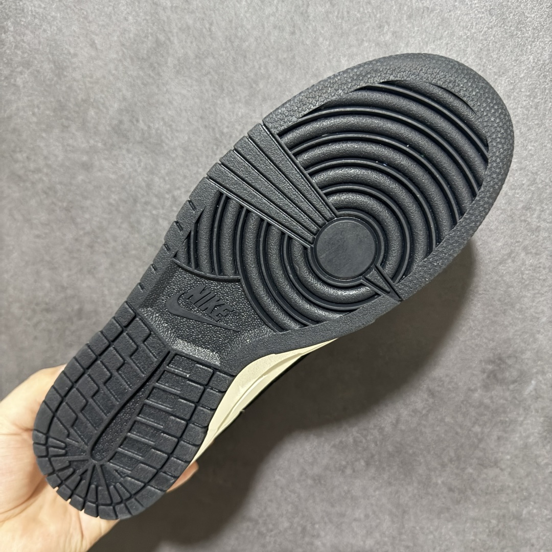 图片[9]-【定制版】Nike Dunk Low Retro NK联名 周年高端定制 低帮休闲板鞋 #定制鞋盒 大厂纯原品质出货 超高清洁度 皮料切割干净无任何毛边 细节完美 货号：LW1818-118 尺码：36 36.5 37.5 38 38.5 39 40 40.5 41 42 42.5 43 44 44.5 45-选品中心