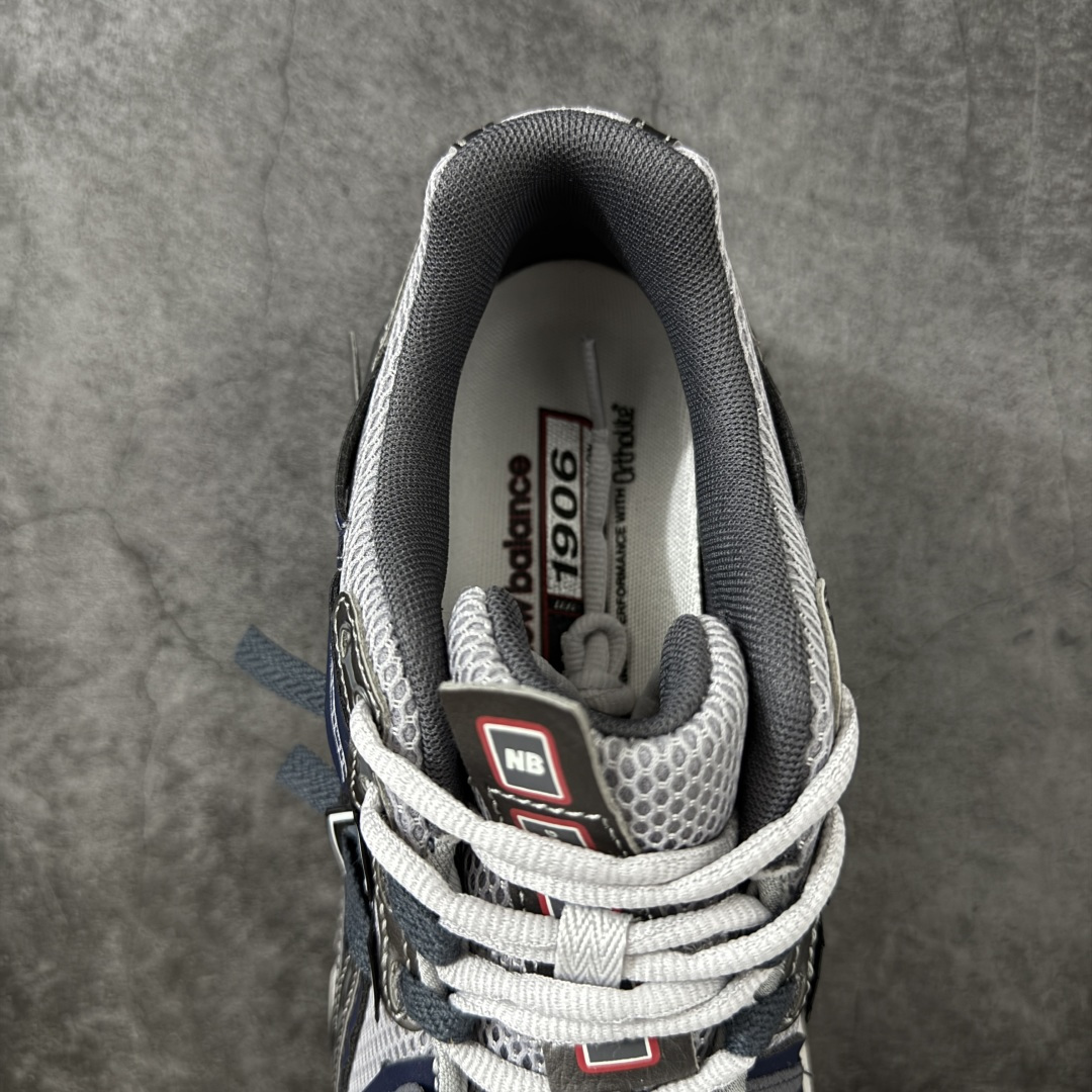 图片[8]-【纯原版】NB新百伦New Balance NB1906 U19064F6系列复古老爹风休闲运动慢跑鞋 采用轻质牛剖革拼接透气网眼衬垫织物鞋面材质#T-Beam大底提供足步弓支撑，保持步态稳定#后跟搭载外露缓震胶 鞋身整体以各种深浅不一的灰色覆盖，鞋头以淡蓝色调装饰，网眼衬垫通过不规律的色块实现做旧的美感，泛黄的鞋底更是进一步增添了复古气息。 尺码：36 37 37.5 38 38.5 39.5 40 40.5 41.5 42 42.5 43 44 45 46.5-选品中心