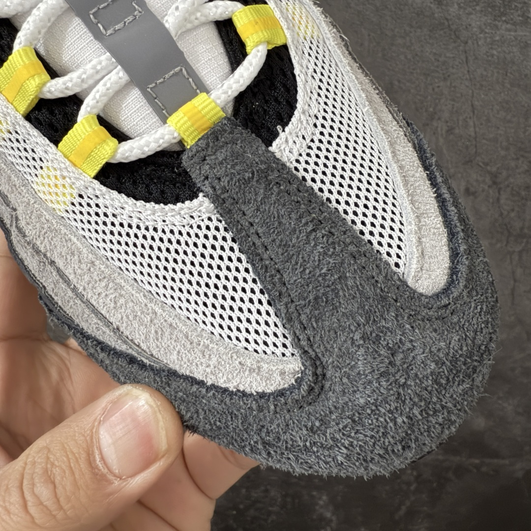 图片[5]-【KZ纯原】UNDEFEATED x Nike Air Max 95 OG Big Bubble 灰绿色气垫跑鞋 货号：IB4523-002 外贸顶级专供 区别先行版 全部配色原鞋原尺码开发生产 极致还原 全部原厂材料一比一打造 一眼ZP既视感 欢迎对比市场版本 尺码：40 40.5 41 42 42.5 43 44 44.5 45 46 46.5 47.5 48 48.5-选品中心