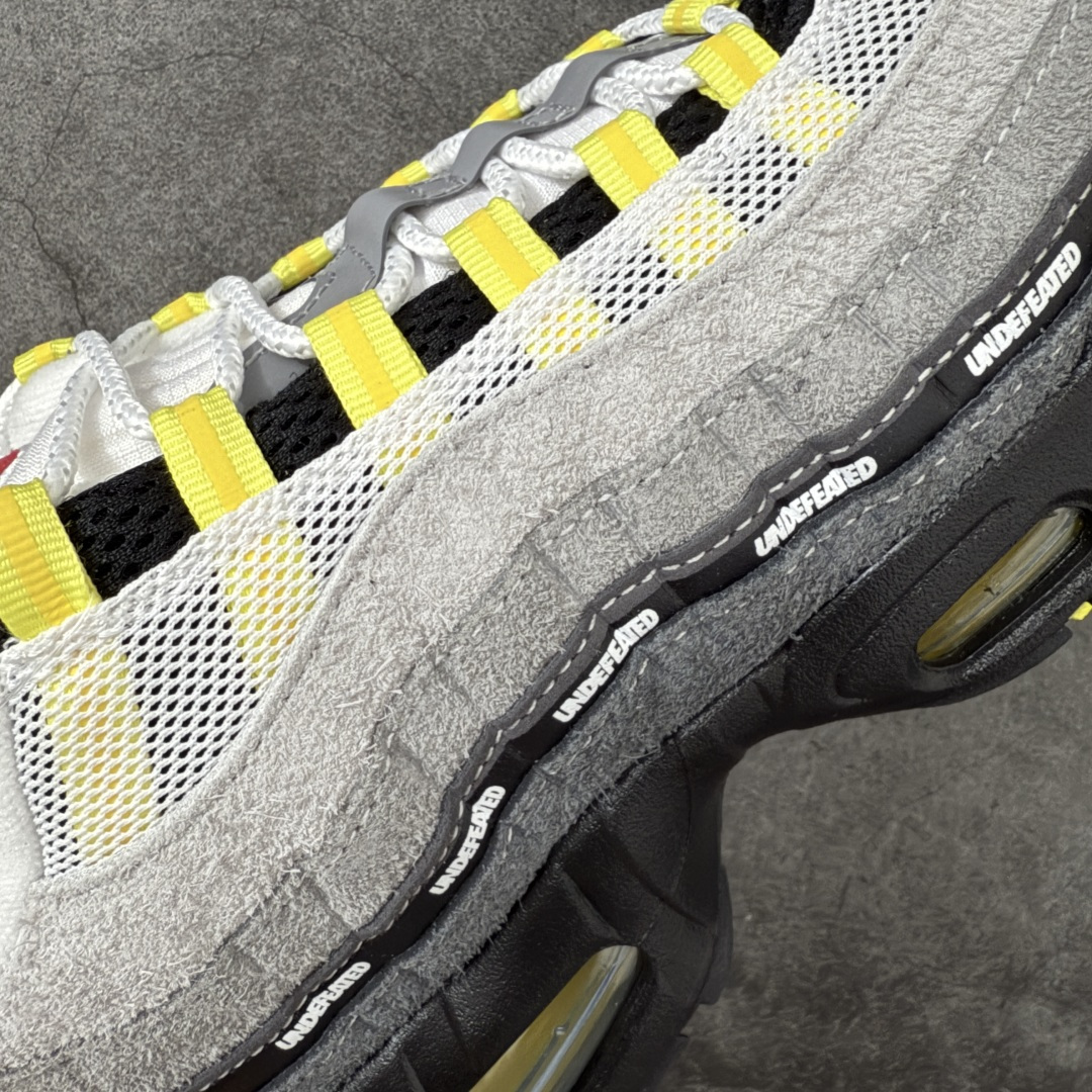 图片[4]-【KZ纯原】UNDEFEATED x Nike Air Max 95 OG Big Bubble 灰绿色气垫跑鞋 货号：IB4523-002 外贸顶级专供 区别先行版 全部配色原鞋原尺码开发生产 极致还原 全部原厂材料一比一打造 一眼ZP既视感 欢迎对比市场版本 尺码：40 40.5 41 42 42.5 43 44 44.5 45 46 46.5 47.5 48 48.5-选品中心