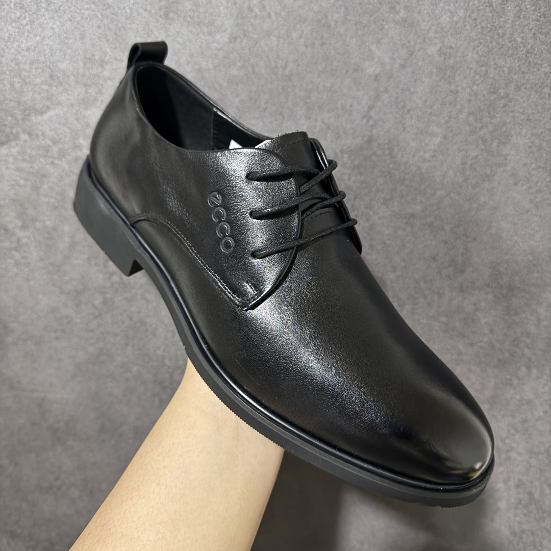 图片[3]-【广东纯原版】Ecco爱步 商务男鞋2026年新款 拼接板鞋拼色 街头轻巧系列 头层牛皮选料 质地柔韧富有弹性 触感柔软细腻 内里头层猪皮透气吸汗 独有精密缝制走线 针脚细密均匀 彰显时尚风范 内底高密度橡胶发泡实心底 轻便减震不塌陷不断底 优质橡胶条纹大底 轻盈时尚 柔软舒适 防滑耐磨 抓地力强 全新独有品质 货号： 630781 01001 尺码：38 39 40 41 42 43 44-选品中心