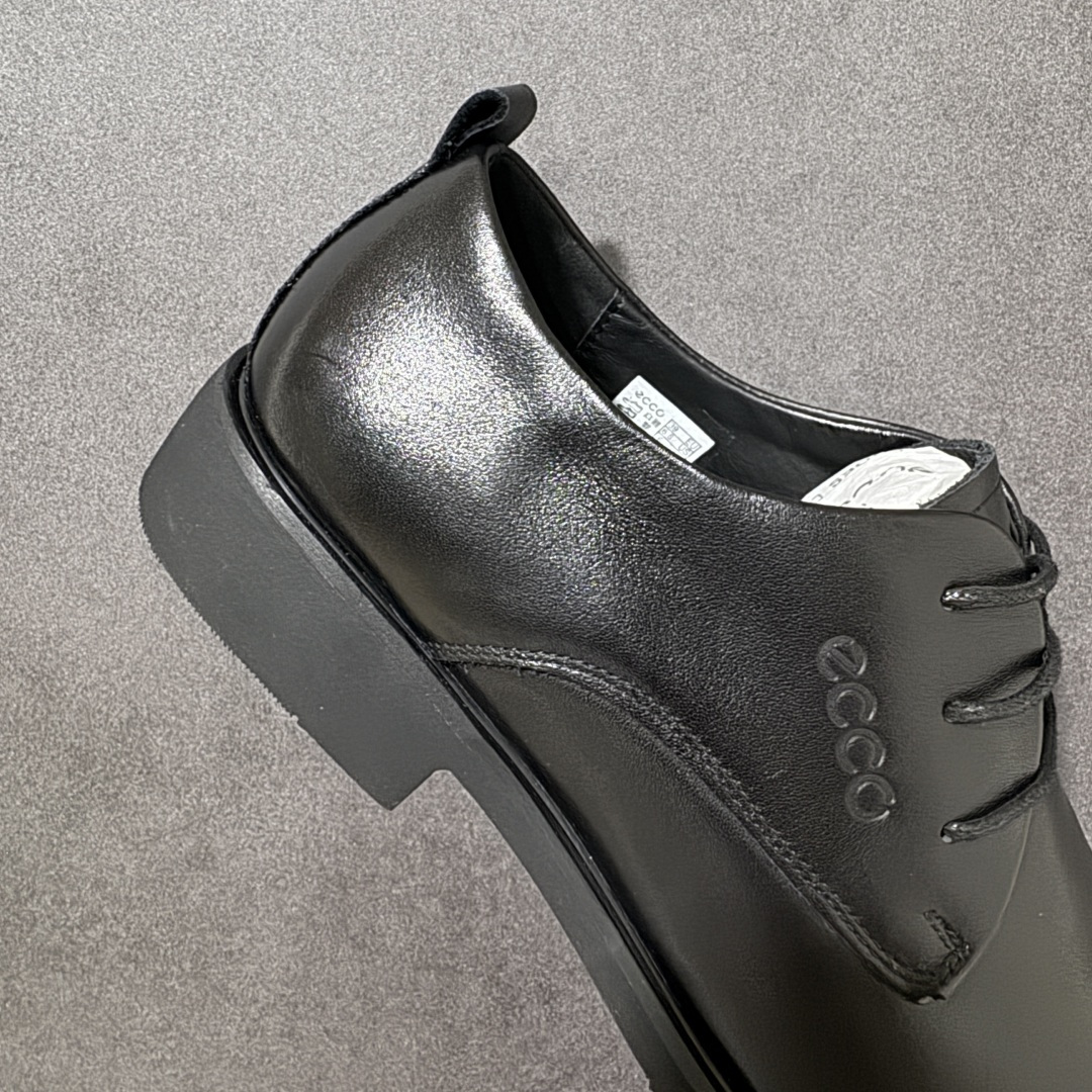 图片[8]-【广东纯原版】Ecco爱步 商务男鞋2026年新款 拼接板鞋拼色 街头轻巧系列 头层牛皮选料 质地柔韧富有弹性 触感柔软细腻 内里头层猪皮透气吸汗 独有精密缝制走线 针脚细密均匀 彰显时尚风范 内底高密度橡胶发泡实心底 轻便减震不塌陷不断底 优质橡胶条纹大底 轻盈时尚 柔软舒适 防滑耐磨 抓地力强 全新独有品质 货号： 630781 01001 尺码：38 39 40 41 42 43 44-选品中心