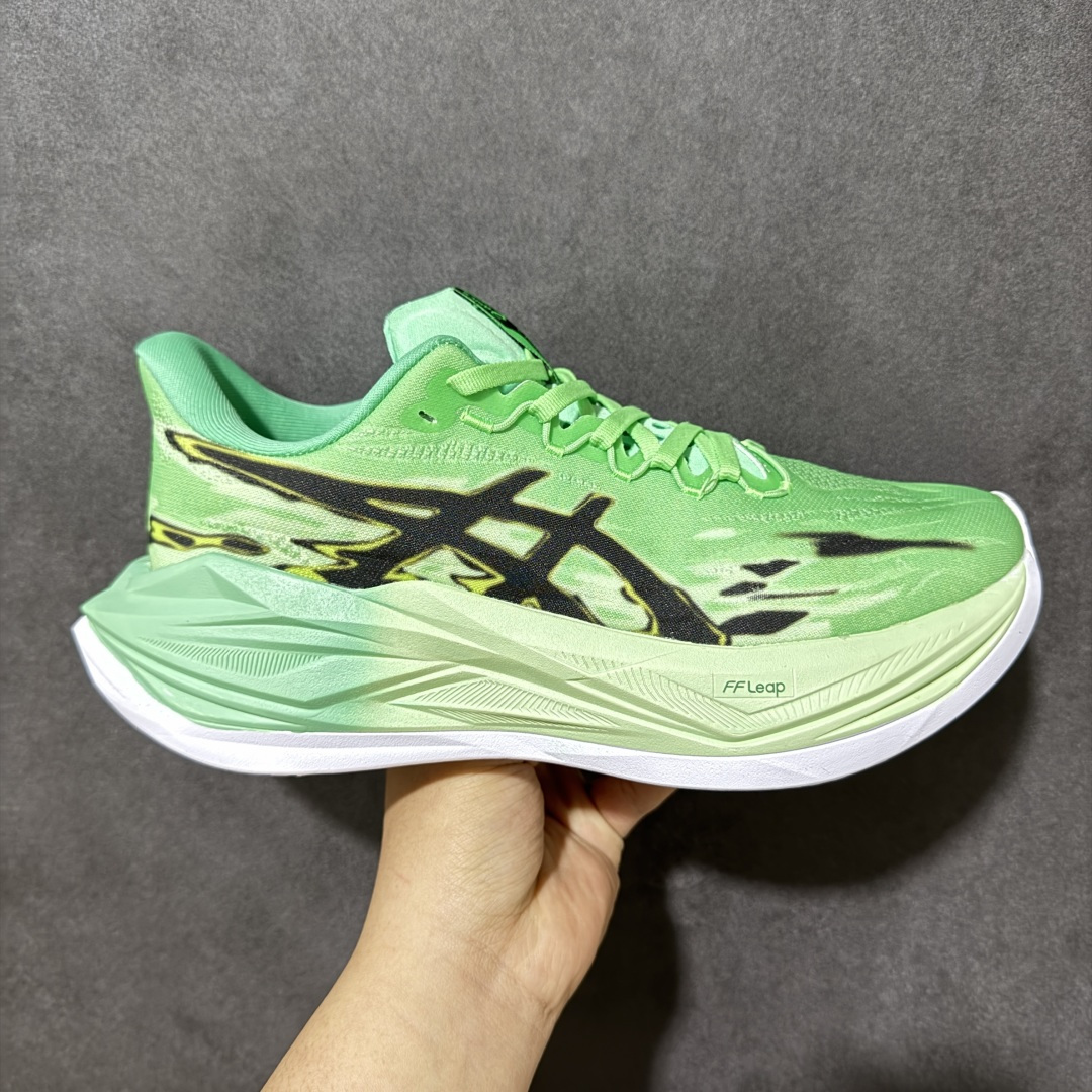 【公司级】Asics SUPERBLAST 3 全新配色 ASICS (亚瑟士）是日本实业家鬼家喜八郎创立的跑鞋运动品牌，名字想法源自著名的拉丁谚语“AnimaSana In Corpore Sano”意为“健全的精 神寓于强健的体魄”。正如其名字的含义，ASICS亚瑟士一直坚信保持身体的健康与活力是打造健康快乐的生活方式的最佳途径。亚瑟士的跑鞋、篮球鞋等系列集专业与美貌于一身，拥有极高的热度 货号：103A198-108 尺码：36 37.5 38 39 40 41 42 42 43.5 44 45-选品中心