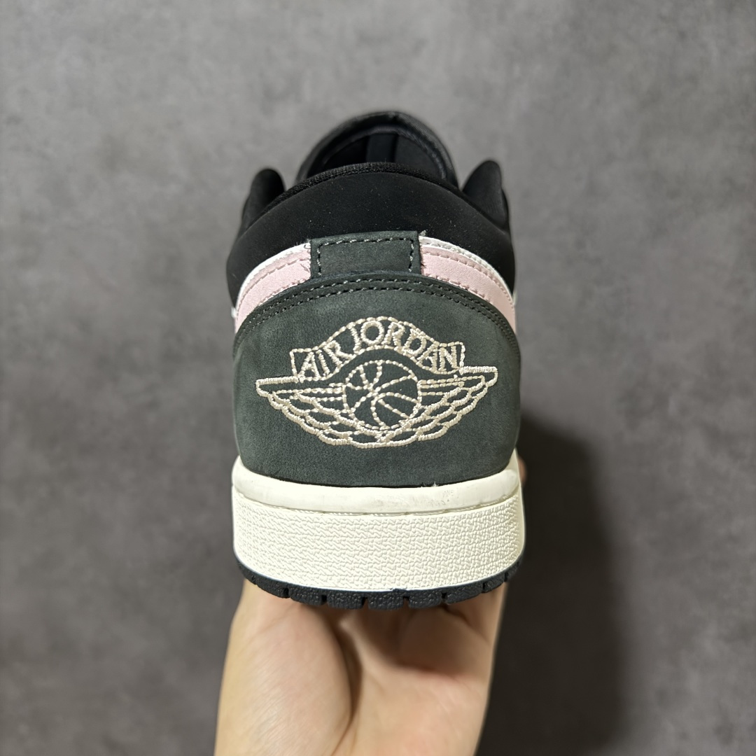 图片[4]-【H11纯原】Nike Air Jordan 1 Low SE AJ1 乔一 舒适贴合 防滑耐磨 低帮 复古篮球鞋 货号：II3788-003 尺码：35.5 36 36.5 37.5 38 38.5 39 40 40.5 41 42 42.5 43 44 45 46 47.5 48.5 #H11顶级纯原 纯原外贸平台特供订单 #全套原纸板楦头开发 #原厂特供材料配套加持 #确保原汁原味 完美呈现版型 #原档数据独家私模大底 #男女鞋同步官方开发至48.5 #原装进口轻量化鞋垫 #进口港宝加持 后跟自然饱满 还原公司包裹性 #鞋面采用原装数据贴合技术 #全方位贴合包裹脚型 #鞋跟部鞋底牵引设计 #提供强大的抓地性能 #更适应不同实战场地路面-选品中心