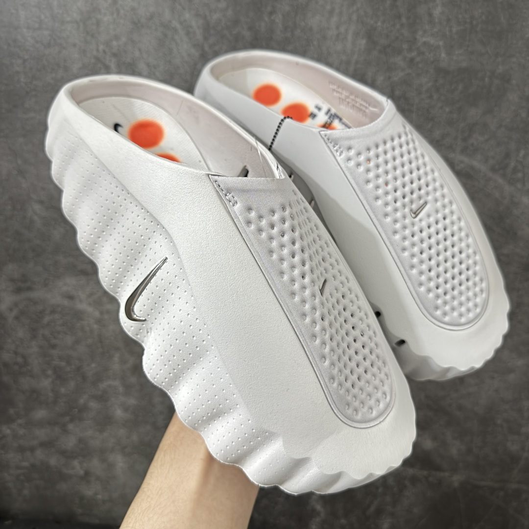 【老PK版】NK Mind 001 Sail 黑科技足底按摩舒适贴合训练鞋 灰色HQ4307-003 顶级版本 正确细节 1：1标配组合底 MD软底 渐变雾面大底 超高清洁度 按摩功能效果同步原版 区别市场通货 Mind 001 从神经科学中汲取灵感，打造出一款不仅外观独特，更能为穿着者带来别样感知体验的球鞋，此次新作将继续延续此核心方向。历时十年打磨的 Mind 系列，承载着 Nike 对未来鞋款的愿景呈现。系列中的每双鞋，外底均由 22 个独立泡沫结节构成，旨在模拟赤足般的体验。这些结节N通过与足底感官感受器的相互作用，从而促进人体的自然步态。 尺码：36-47.5=36 37.5 38.5 40 41 42.5 44 45 46 47.5 和官网一样偏小一码-选品中心