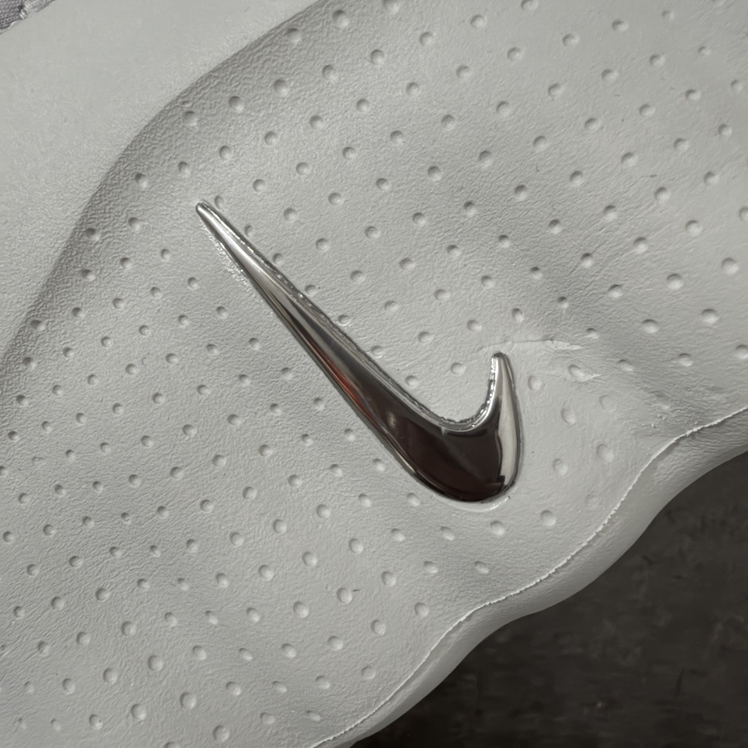 图片[3]-【老PK版】NK Mind 001 Sail 黑科技足底按摩舒适贴合训练鞋 灰色HQ4307-003 顶级版本 正确细节 1：1标配组合底 MD软底 渐变雾面大底 超高清洁度 按摩功能效果同步原版 区别市场通货 Mind 001 从神经科学中汲取灵感，打造出一款不仅外观独特，更能为穿着者带来别样感知体验的球鞋，此次新作将继续延续此核心方向。历时十年打磨的 Mind 系列，承载着 Nike 对未来鞋款的愿景呈现。系列中的每双鞋，外底均由 22 个独立泡沫结节构成，旨在模拟赤足般的体验。这些结节N通过与足底感官感受器的相互作用，从而促进人体的自然步态。 尺码：36-47.5=36 37.5 38.5 40 41 42.5 44 45 46 47.5 和官网一样偏小一码-选品中心