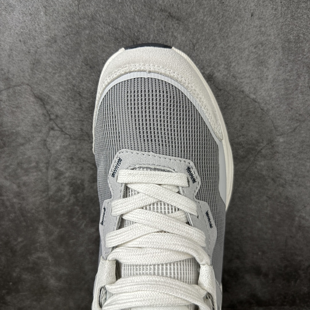 图片[5]-【K版】On Running 昂跑Cloudnova Rift 系列的休闲跑鞋 该鞋款采用了轻量化网面设计，中底带有标志性的Cloud云朵科技镂空结构，上脚视觉上脚感轻盈，属于极简的“性冷淡”风，非常适合日常通勤和轻运动。 尺码：36-45-选品中心