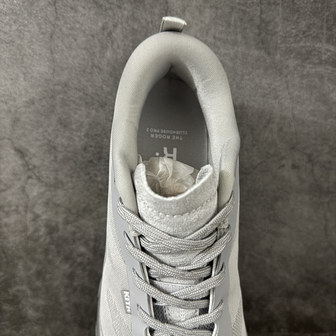 图片[8]-【公司级】On x KITH K-Tech 1 昂跑舒适贴合透气跑步鞋 黑色 四层组合大底 原数据开版 这款联名跑鞋采用透气网眼面料，轻盈贴合脚型，适合日常慢跑与城市通勤。设计简约百搭，兼具运动性能与潮流感，是追求舒适与风格的理想选择。 On昂跑x KITH K-Tech 1黑色跑步鞋，专为速度和日常训练打造。鞋面采用透气科技编织网布，搭配厚底设计，兼顾轻盈与支撑。搭载CloudTec缓震科技和Helion泡沫中底，提供舒适缓震脚感，外底饰有KITH标志性MONOgram纹路，抓地力与辨识度兼具。系带闭合系统确保贴合包裹，纯黑配色简约百搭，满足跑步性能与日常穿搭需求。 上脚轻盈透气，网布鞋面有效排湿散热，时间跑步脚部不闷汗。厚底设计配合中底科技，落地缓震明显，迈步回弹有力，适合中长距离训练。系带系统调节方便，包裹感适中不挤脚，日常穿着也能保持舒适。外底纹路抓地力稳定，湿滑路面表现尚可，整体兼顾性能与时尚，满足跑者对功能和颜值的双重需求。 尺码：36 37 38 39 40 41 42 43 44 45-选品中心