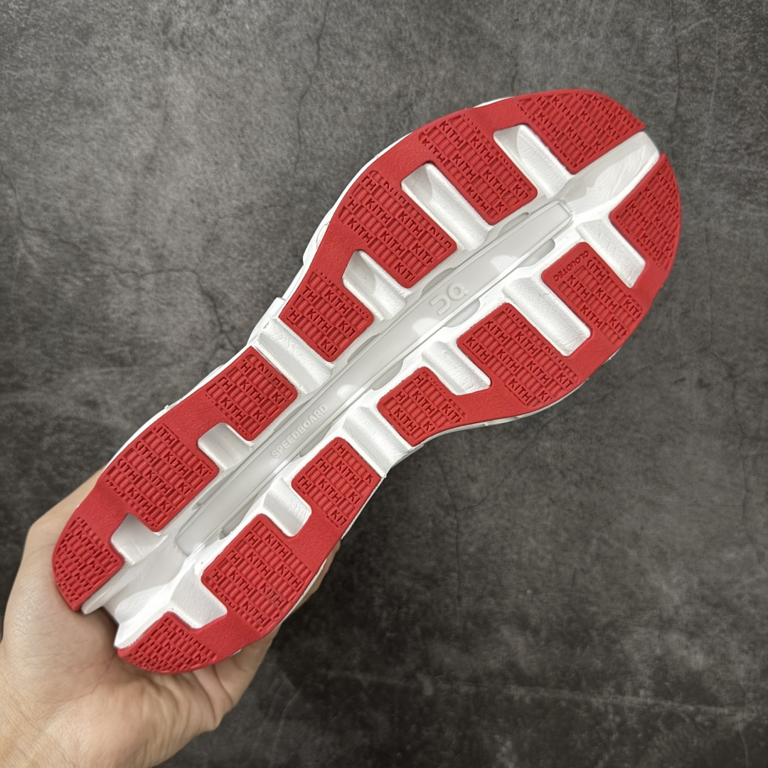 图片[9]-【公司级】On x KITH K-Tech 1 昂跑舒适贴合透气跑步鞋 黑色 四层组合大底 原数据开版 这款联名跑鞋采用透气网眼面料，轻盈贴合脚型，适合日常慢跑与城市通勤。设计简约百搭，兼具运动性能与潮流感，是追求舒适与风格的理想选择。 On昂跑x KITH K-Tech 1黑色跑步鞋，专为速度和日常训练打造。鞋面采用透气科技编织网布，搭配厚底设计，兼顾轻盈与支撑。搭载CloudTec缓震科技和Helion泡沫中底，提供舒适缓震脚感，外底饰有KITH标志性MONOgram纹路，抓地力与辨识度兼具。系带闭合系统确保贴合包裹，纯黑配色简约百搭，满足跑步性能与日常穿搭需求。 上脚轻盈透气，网布鞋面有效排湿散热，时间跑步脚部不闷汗。厚底设计配合中底科技，落地缓震明显，迈步回弹有力，适合中长距离训练。系带系统调节方便，包裹感适中不挤脚，日常穿着也能保持舒适。外底纹路抓地力稳定，湿滑路面表现尚可，整体兼顾性能与时尚，满足跑者对功能和颜值的双重需求。 尺码：36 37 38 39 40 41 42 43 44 45-选品中心