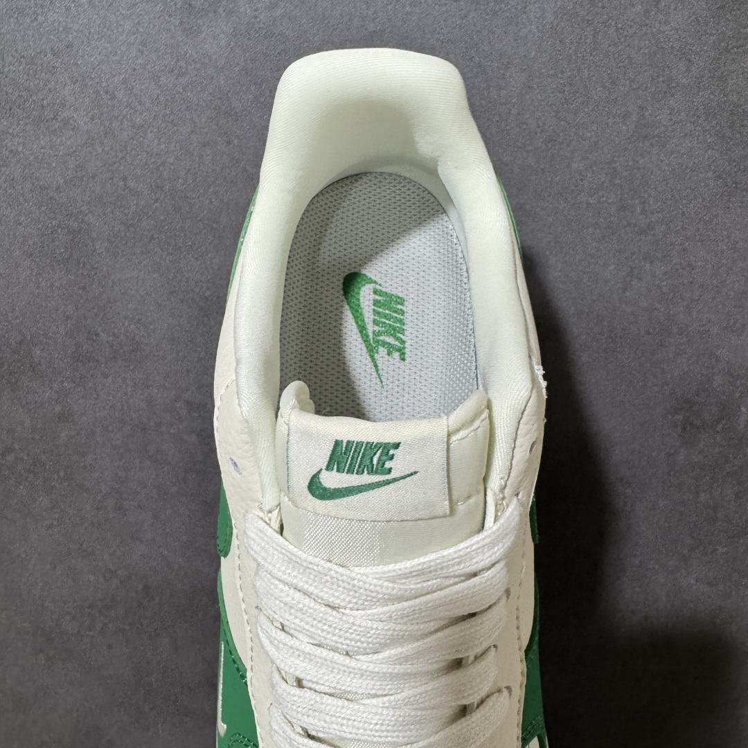 图片[6]-【定制版】Nike Air Force 1 高端定制 \”抹茶奶绿\”以米白为底，墨绿勾勒轮廓。荔枝纹+深绿Swoosh，像一杯冰爽的抹茶拿铁，温柔又清爽。经典Air缓震中底，舒适与颜值并存。 极简线条+复古细节，适配所有风格，越简单越高级。 货号： FV3694-111 尺码： 36-45-选品中心