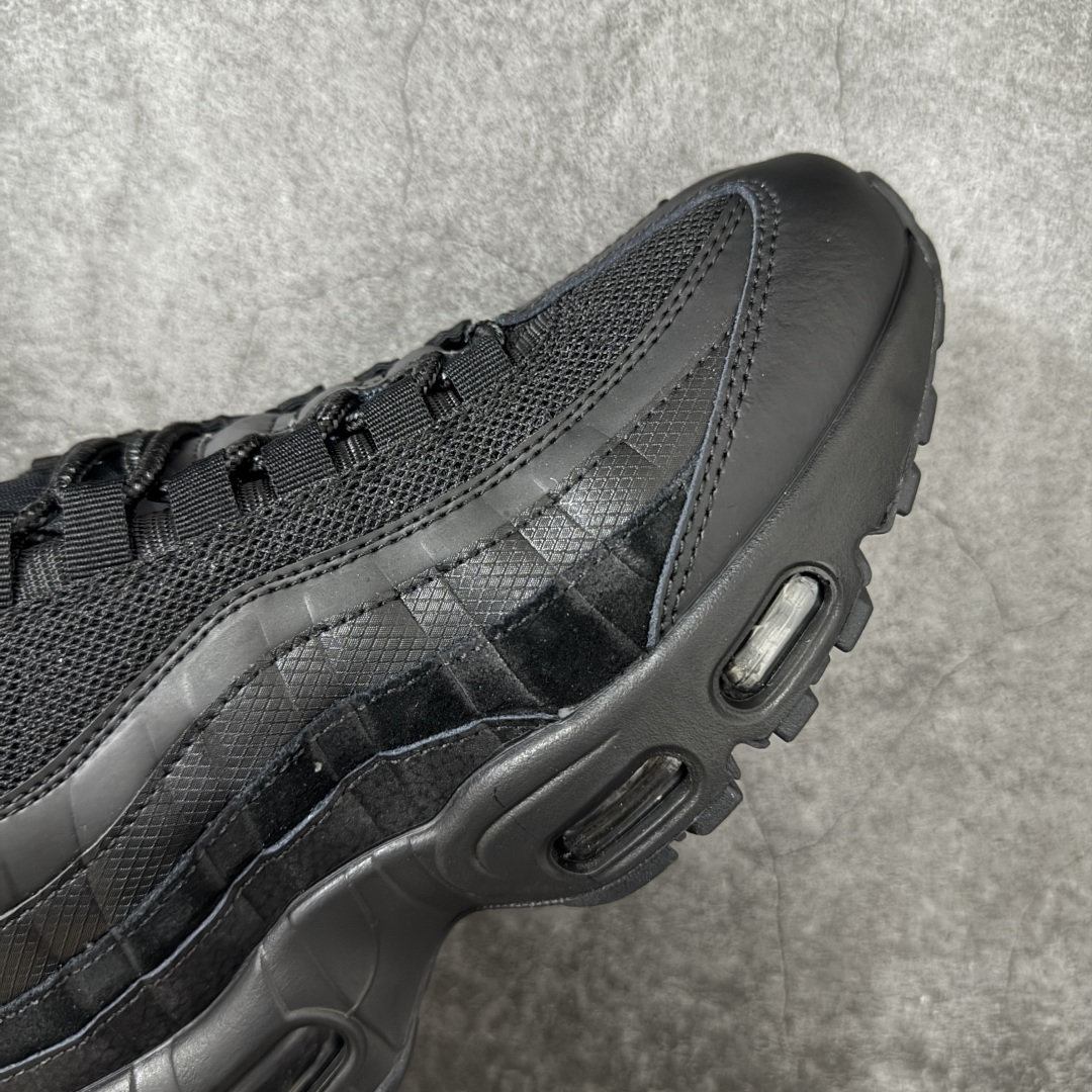 图片[6]-【顶级芯片版】Nike Air Max 95 黑色 货号：CI3705-001 顶级版 开发数月 原版开发 多道QC质检 鞋型完美复刻 原厂级别工艺 正确色卡 正确气垫蓝光 正确大底 独家私模 采用进口头层牛皮拼接 定位高端市场 行业标杆工艺 尺码：40 40.5 41 42 42.5 43 44 44.5 45 46-选品中心