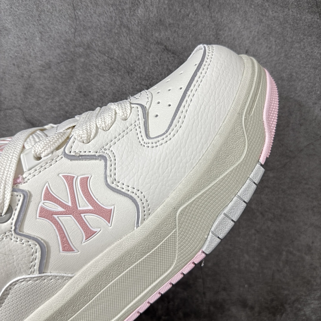 图片[6]-【纯原升级版】韩国洋基队NY大标潮流老爹鞋 MLB小白鞋市面上唯一顶级纯原版本 原材料打造 原楦原档案数据开发版型 完美鞋头弧度/后套收口效果🆚市面文案版本‼️ 原厂立体填充鞋舌海绵 中底注胶孔原数据开发模具大底 原厂转印标 保证不掉字 内增高6cm 原厂1：1模具开发 原厂进口纳米材质 原厂 全套手提袋 原盒雷射防伪标包装 天猫订单品质 官网尺码35-40-选品中心