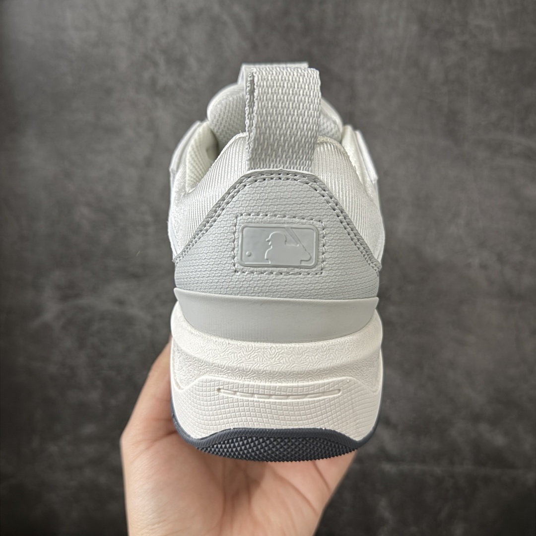 图片[4]-【纯原升级版】韩国洋基队NY大标潮流老爹鞋 MLB小白鞋市面上唯一顶级纯原版本 原材料打造 原楦原档案数据开发版型 完美鞋头弧度/后套收口效果🆚市面文案版本‼️ 原厂立体填充鞋舌海绵 中底注胶孔原数据开发模具大底 原厂转印标 保证不掉字 内增高6cm 原厂1：1模具开发 原厂进口纳米材质 原厂 全套手提袋 原盒雷射防伪标包装 天猫订单品质 官网尺码35-45-选品中心