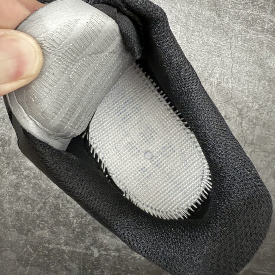 图片[9]-【XC2.0原厂皮】Nike air Force 1 AF1空军一号纯黑 CW2288-001 原厂Sadesa批次空军Air Force 1出货 配置直接拉满 真正全原厂皮打造 历时开发你6个月！绝非市场二层可比！匹配公司货程度95℅以上！ ＃同步匹配新三丰全套档案开发！2025年全新新三丰公司货大底！ ＃鞋面勾勾！后套！大面！全部同步官方最新批次空军皮料标准【全部统一皮料！同步官方取消分部位分材料】 ＃辅料！反口里！泡棉！全部调用原厂同材配置！真正从里到位原装！ ＃气垫采用全掌气垫 同步公司货标准精准组合大底RB 完美无缝匹配！保证脚感！ 36 36.5 37.5 38 38.5 39 40 40.5 41 42 42.5 43 44 44.5 45 46-选品中心