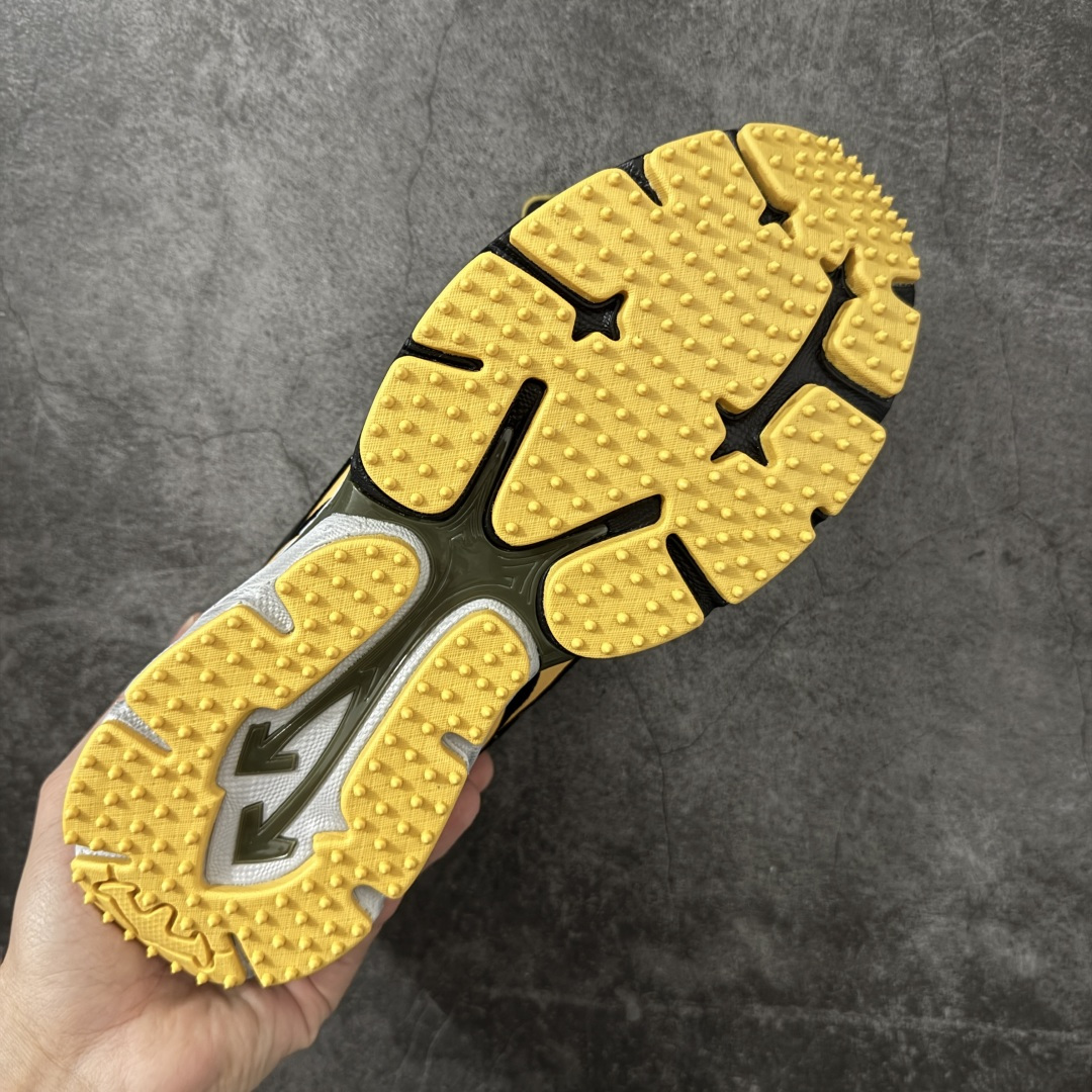 图片[9]-【纯原OK版本】Off-White OW最新款跑鞋 复古休闲鞋 百分百原盒正确版 原楦原纸板数据开发 4层分离大底#鞋面采用3d立体打印和多种材料拼接而成#防滑耐磨透气性轻便跑鞋 作为曾经爆火 并且定位奢潮领域的标志性品牌 Off-White 仍需要不断更新符合当下潮流时尚的复古运动鞋款，以期收获基本盘消费者的关注 此次更新的 Off-White 新款运动鞋将经典复古老爹鞋细节设计更加夸张化 并将标志性箭头设计置于显著位置 除此之外 整个系列的色彩搭配也可谓纷繁多样 总有一款适合你 尺码：36 37 38 39 40 41 42 43 44 45 46 47-选品中心