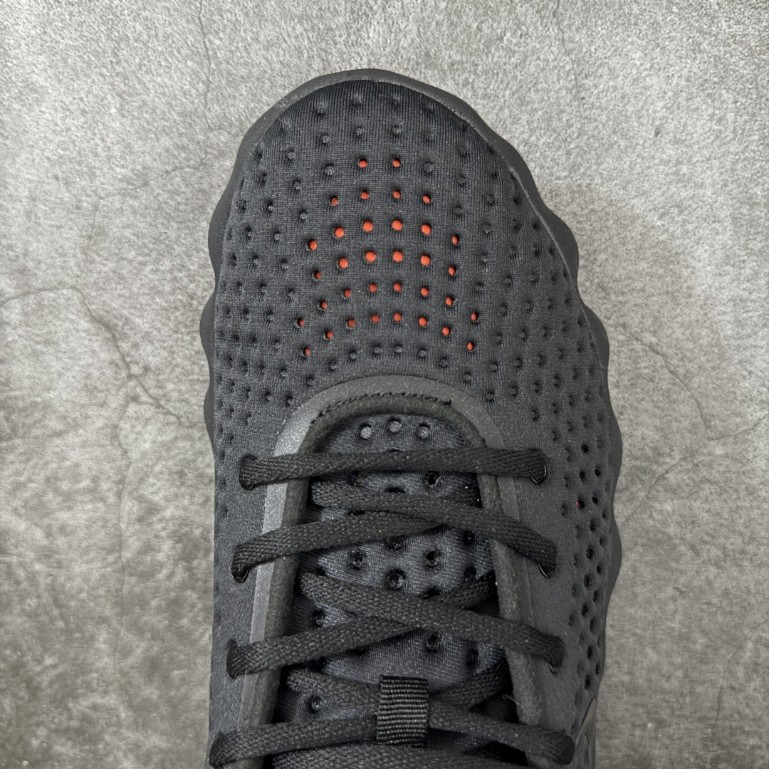 图片[5]-【纯原神版】NK Mind 002 黑科技足底按摩舒适贴合训练鞋 黑色 HQ4308-001 目前市场最正确版 顶级版本 正确细节 1：1标配组合底 MD软底 分区按摩 超高清洁度 按摩功能效果同步原版 区别市场通货 Mind 002 从神经科学中汲取灵感，打造出一款不仅外观独特，更能为穿着者带来别样感知体验的球鞋，此次新作将继续延续此核心方向。历时十年打磨的 Mind 系列，承载着 Nike 对未来鞋款的愿景呈现。系列中的每双鞋，外底均由 22 个独立泡沫结节构成，旨在模拟赤足般的体验。这些结节N通过与足底感官感受器的相互作用，从而促进人体的自然步态。 尺码：35.5 36 36.5 37.5 38 38.5 39 40 40.5 41 42 42.5 43 44 44.5 45-选品中心