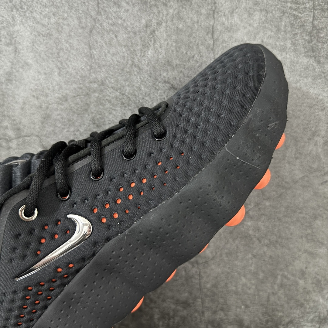 图片[6]-【纯原神版】NK Mind 002 黑科技足底按摩舒适贴合训练鞋 黑色 HQ4308-001 目前市场最正确版 顶级版本 正确细节 1：1标配组合底 MD软底 分区按摩 超高清洁度 按摩功能效果同步原版 区别市场通货 Mind 002 从神经科学中汲取灵感，打造出一款不仅外观独特，更能为穿着者带来别样感知体验的球鞋，此次新作将继续延续此核心方向。历时十年打磨的 Mind 系列，承载着 Nike 对未来鞋款的愿景呈现。系列中的每双鞋，外底均由 22 个独立泡沫结节构成，旨在模拟赤足般的体验。这些结节N通过与足底感官感受器的相互作用，从而促进人体的自然步态。 尺码：35.5 36 36.5 37.5 38 38.5 39 40 40.5 41 42 42.5 43 44 44.5 45-选品中心