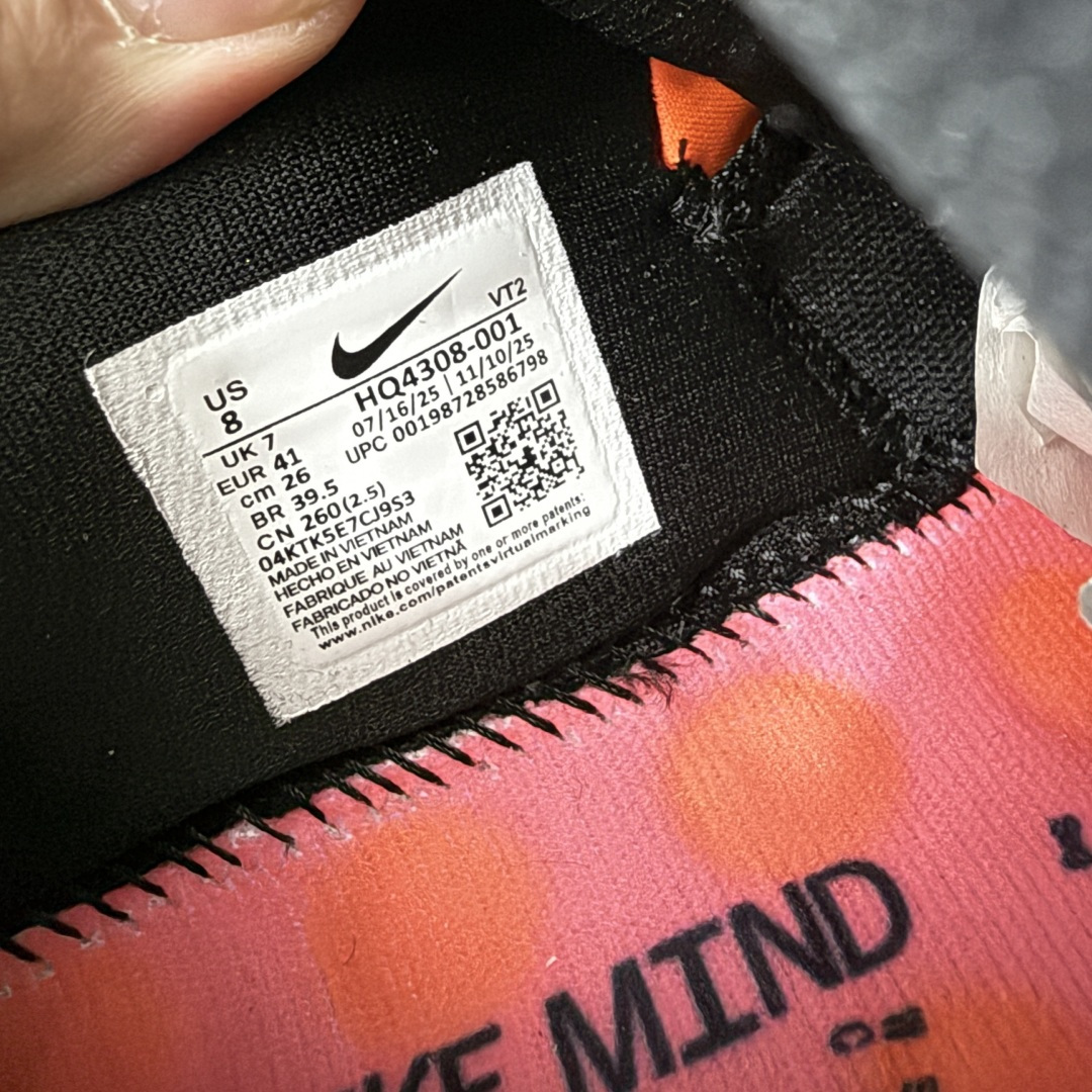 图片[7]-【纯原神版】NK Mind 002 黑科技足底按摩舒适贴合训练鞋 黑色 HQ4308-001 目前市场最正确版 顶级版本 正确细节 1：1标配组合底 MD软底 分区按摩 超高清洁度 按摩功能效果同步原版 区别市场通货 Mind 002 从神经科学中汲取灵感，打造出一款不仅外观独特，更能为穿着者带来别样感知体验的球鞋，此次新作将继续延续此核心方向。历时十年打磨的 Mind 系列，承载着 Nike 对未来鞋款的愿景呈现。系列中的每双鞋，外底均由 22 个独立泡沫结节构成，旨在模拟赤足般的体验。这些结节N通过与足底感官感受器的相互作用，从而促进人体的自然步态。 尺码：35.5 36 36.5 37.5 38 38.5 39 40 40.5 41 42 42.5 43 44 44.5 45-选品中心