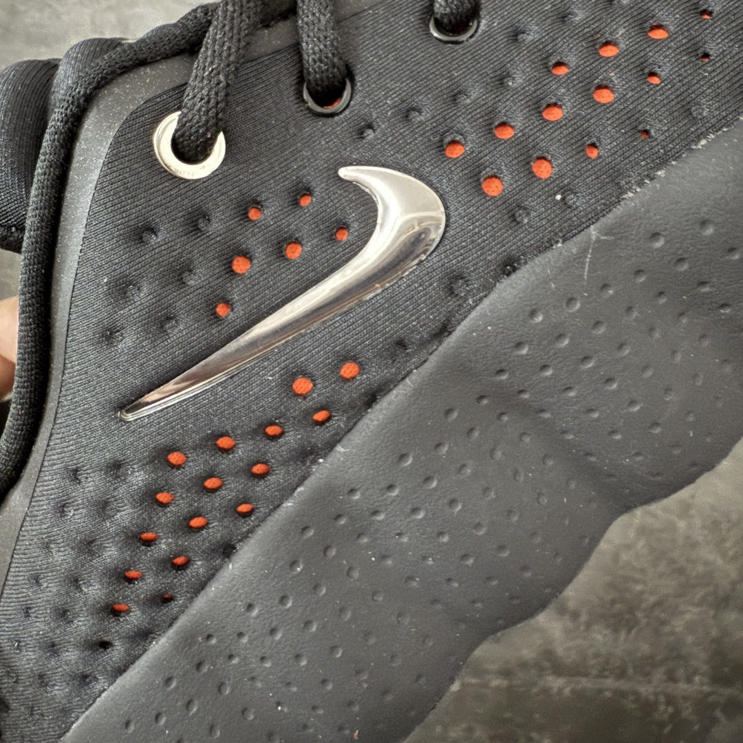 图片[3]-【纯原神版】NK Mind 002 黑科技足底按摩舒适贴合训练鞋 黑色 HQ4308-001 目前市场最正确版 顶级版本 正确细节 1：1标配组合底 MD软底 分区按摩 超高清洁度 按摩功能效果同步原版 区别市场通货 Mind 002 从神经科学中汲取灵感，打造出一款不仅外观独特，更能为穿着者带来别样感知体验的球鞋，此次新作将继续延续此核心方向。历时十年打磨的 Mind 系列，承载着 Nike 对未来鞋款的愿景呈现。系列中的每双鞋，外底均由 22 个独立泡沫结节构成，旨在模拟赤足般的体验。这些结节N通过与足底感官感受器的相互作用，从而促进人体的自然步态。 尺码：35.5 36 36.5 37.5 38 38.5 39 40 40.5 41 42 42.5 43 44 44.5 45-选品中心