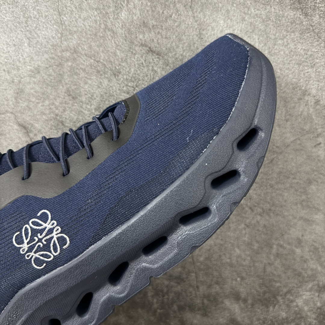 图片[6]-【PZ版本】On昂跑 x LOEWE罗意威 Cloudtilt 织物 跑步 户外轻便百搭系带 减震 低帮 运动休闲鞋 市面最优版本 原版开发 原材1比1打造 采用工程飞织网布组合再生聚酯纤维鞋面材质搭载独家隐藏速度中板 镂空CloudTec科技 泡棉缓震中底 黑科技跑出圈的时尚运动新宠 尺码：36-45 含半码-选品中心