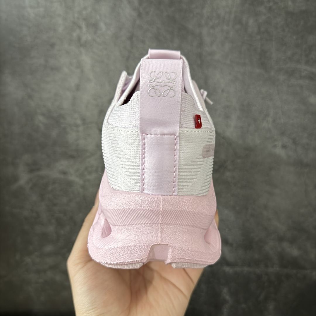 图片[4]-【PZ版本】On昂跑 x LOEWE罗意威 Cloudtilt 织物 跑步 户外轻便百搭系带 减震 低帮 运动休闲鞋 市面最优版本 原版开发 原材1比1打造 采用工程飞织网布组合再生聚酯纤维鞋面材质搭载独家隐藏速度中板 镂空CloudTec科技 泡棉缓震中底 黑科技跑出圈的时尚运动新宠 尺码：36-46 含半码-选品中心