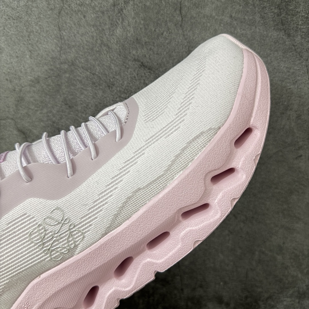 图片[6]-【PZ版本】On昂跑 x LOEWE罗意威 Cloudtilt 织物 跑步 户外轻便百搭系带 减震 低帮 运动休闲鞋 市面最优版本 原版开发 原材1比1打造 采用工程飞织网布组合再生聚酯纤维鞋面材质搭载独家隐藏速度中板 镂空CloudTec科技 泡棉缓震中底 黑科技跑出圈的时尚运动新宠 尺码：36-46 含半码-选品中心