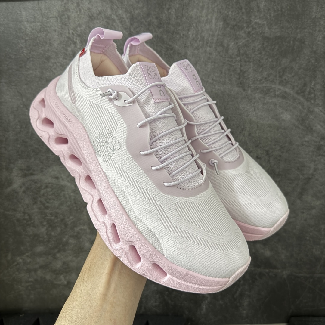 图片[2]-【PZ版本】On昂跑 x LOEWE罗意威 Cloudtilt 织物 跑步 户外轻便百搭系带 减震 低帮 运动休闲鞋 市面最优版本 原版开发 原材1比1打造 采用工程飞织网布组合再生聚酯纤维鞋面材质搭载独家隐藏速度中板 镂空CloudTec科技 泡棉缓震中底 黑科技跑出圈的时尚运动新宠 尺码：36-46 含半码-选品中心