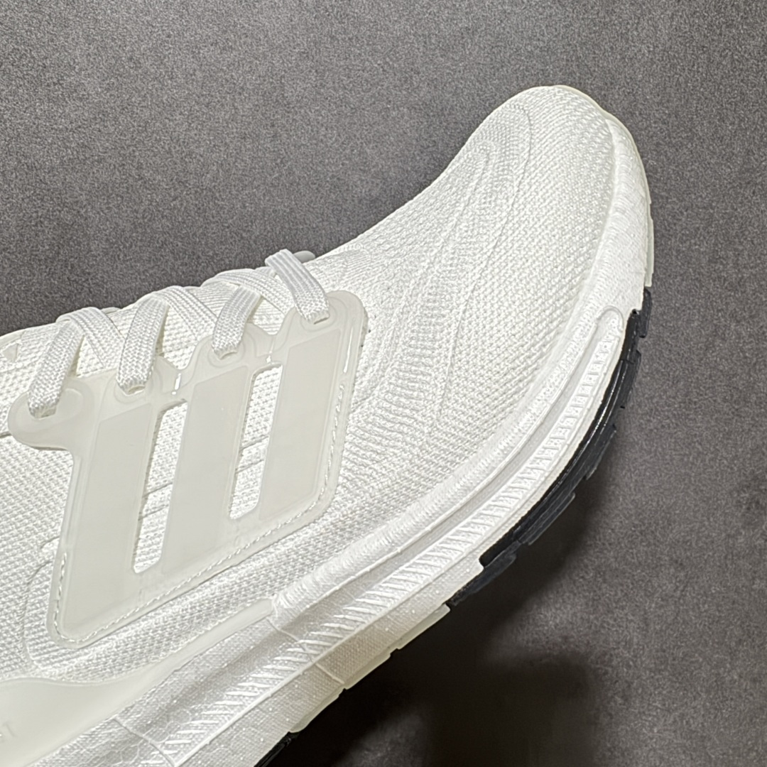 图片[7]-【公司级福利】Adidas UltraBoost Light 加厚爆米花袜套式针织鞋面休闲运动慢跑鞋 UB爆米花跑鞋 大厂福利 完美品质 全掌真爆米花软弹大底 做工清洁度超高 针织网面透气有弹性 无论是休闲健身 还是日常穿搭都很到位 尺码：36 36.5 37.5 38 38.5 39 40 40.5 41 42 42.5 43 44 45 货号：GY9350-选品中心