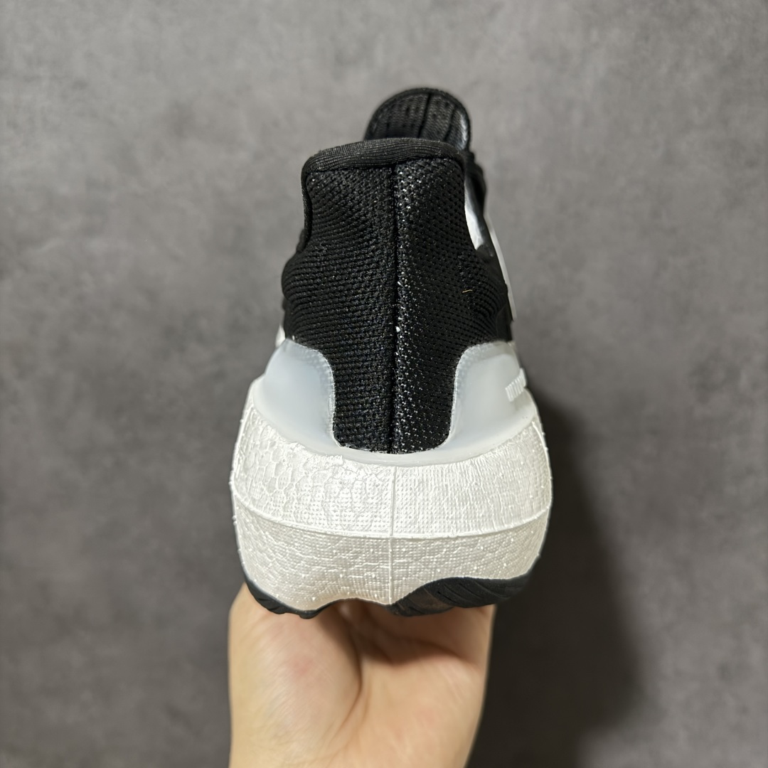 图片[4]-【公司级福利】Adidas UltraBoost Light 加厚爆米花袜套式针织鞋面休闲运动慢跑鞋 UB爆米花跑鞋 大厂福利 完美品质 全掌真爆米花软弹大底 做工清洁度超高 针织网面透气有弹性 无论是休闲健身 还是日常穿搭都很到位 尺码：36 36.5 37.5 38 38.5 39 40 40.5 41 42 42.5 43 44 45 货号：HQ6340-选品中心