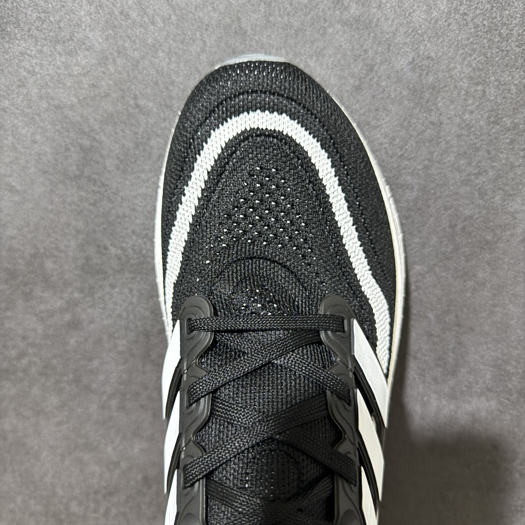 图片[5]-【公司级福利】Adidas UltraBoost Light 加厚爆米花袜套式针织鞋面休闲运动慢跑鞋 UB爆米花跑鞋 大厂福利 完美品质 全掌真爆米花软弹大底 做工清洁度超高 针织网面透气有弹性 无论是休闲健身 还是日常穿搭都很到位 尺码：36 36.5 37.5 38 38.5 39 40 40.5 41 42 42.5 43 44 45 货号：HQ6340-选品中心