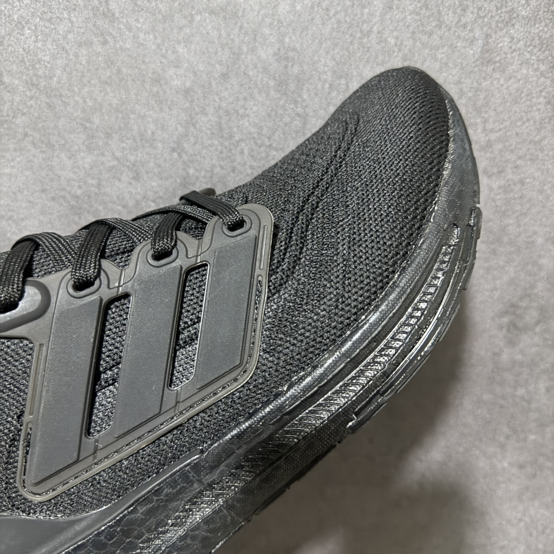 图片[7]-【公司级福利】Adidas UltraBoost Light 加厚爆米花袜套式针织鞋面休闲运动慢跑鞋 UB爆米花跑鞋 大厂福利 完美品质 全掌真爆米花软弹大底 做工清洁度超高 针织网面透气有弹性 无论是休闲健身 还是日常穿搭都很到位 尺码：36 36.5 37.5 38 38.5 39 40 40.5 41 42 42.5 43 44 45 货号：GZ5159-选品中心