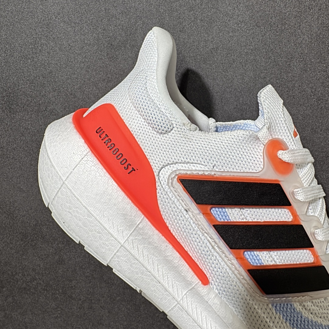 图片[8]-【公司级福利】Adidas UltraBoost Light 加厚爆米花袜套式针织鞋面休闲运动慢跑鞋 UB爆米花跑鞋 大厂福利 完美品质 全掌真爆米花软弹大底 做工清洁度超高 针织网面透气有弹性 无论是休闲健身 还是日常穿搭都很到位 尺码：36 36.5 37.5 38 38.5 39 40 40.5 41 42 42.5 43 44 45 货号：HQ6351-选品中心