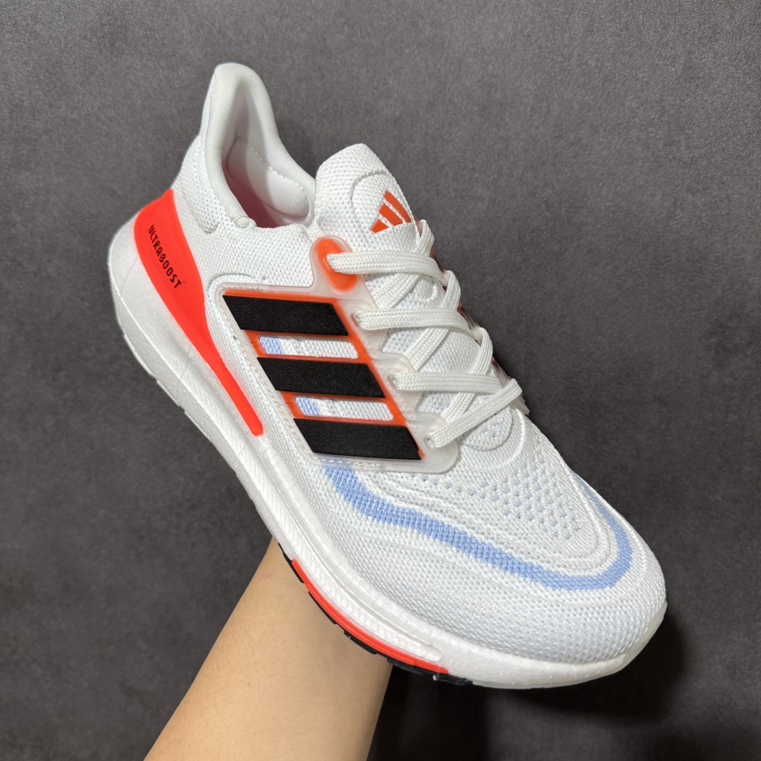 图片[3]-【公司级福利】Adidas UltraBoost Light 加厚爆米花袜套式针织鞋面休闲运动慢跑鞋 UB爆米花跑鞋 大厂福利 完美品质 全掌真爆米花软弹大底 做工清洁度超高 针织网面透气有弹性 无论是休闲健身 还是日常穿搭都很到位 尺码：36 36.5 37.5 38 38.5 39 40 40.5 41 42 42.5 43 44 45 货号：HQ6351-选品中心