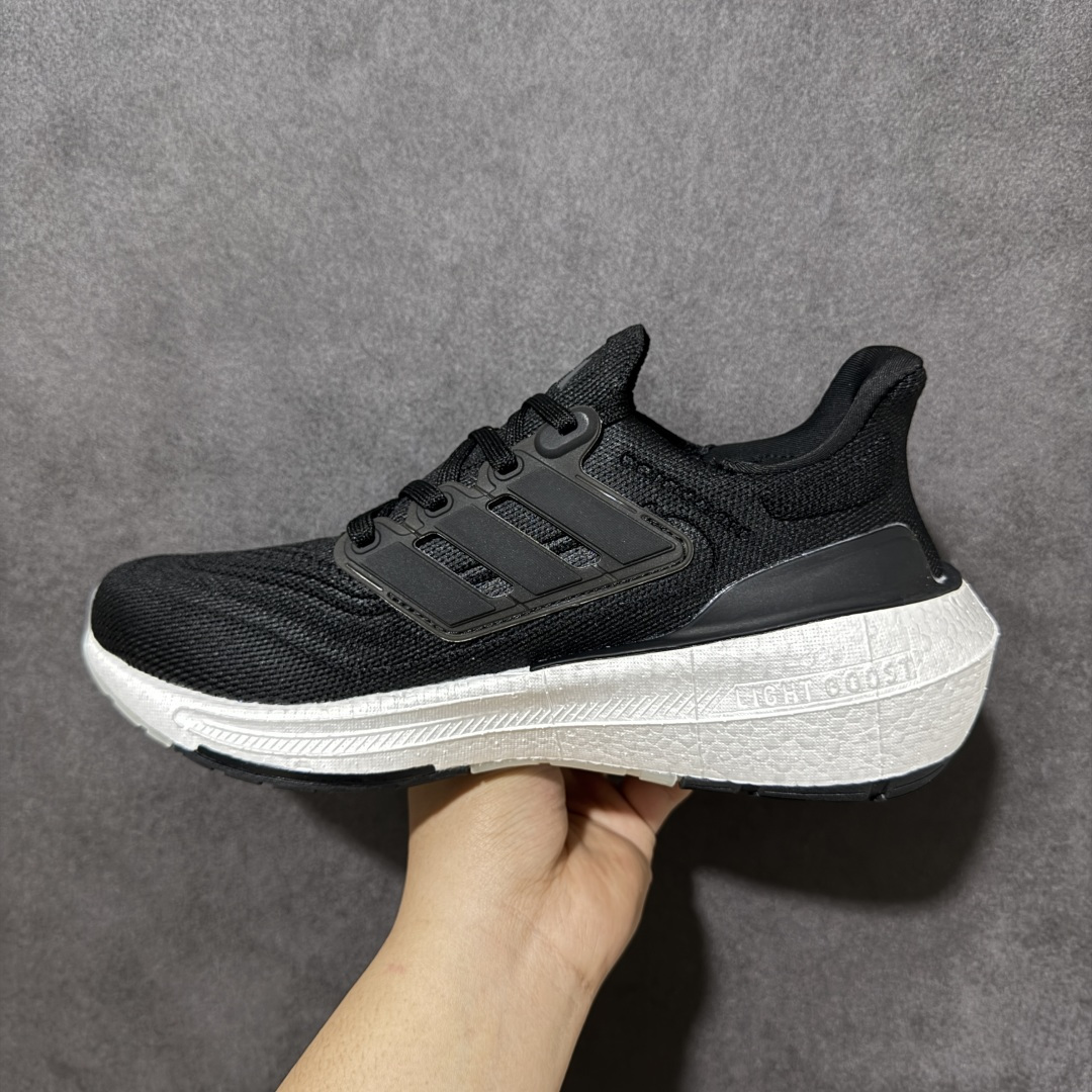 图片[2]-【公司级福利】Adidas UltraBoost Light 加厚爆米花袜套式针织鞋面休闲运动慢跑鞋 UB爆米花跑鞋 大厂福利 完美品质 全掌真爆米花软弹大底 做工清洁度超高 针织网面透气有弹性 无论是休闲健身 还是日常穿搭都很到位 尺码：36 36.5 37.5 38 38.5 39 40 40.5 41 42 42.5 43 44 45 货号：GY9351-选品中心