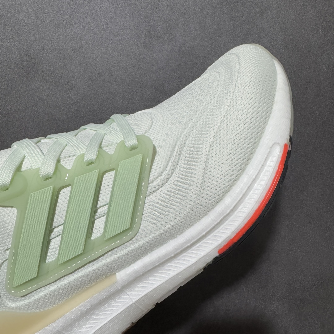 图片[7]-【公司级福利】Adidas UltraBoost 21 加厚爆米花袜套式针织鞋面休闲运动慢跑鞋 UB爆米花跑鞋 大厂福利 完美品质 全掌真爆米花软弹大底 做工清洁度超高 针织网面透气有弹性 无论是休闲健身 还是日常穿搭都很到位 尺码：36 36.5 37.5 38 38.5 39 40 40.5 41 42 42.5 43 44 45 货号：HQ6338-选品中心