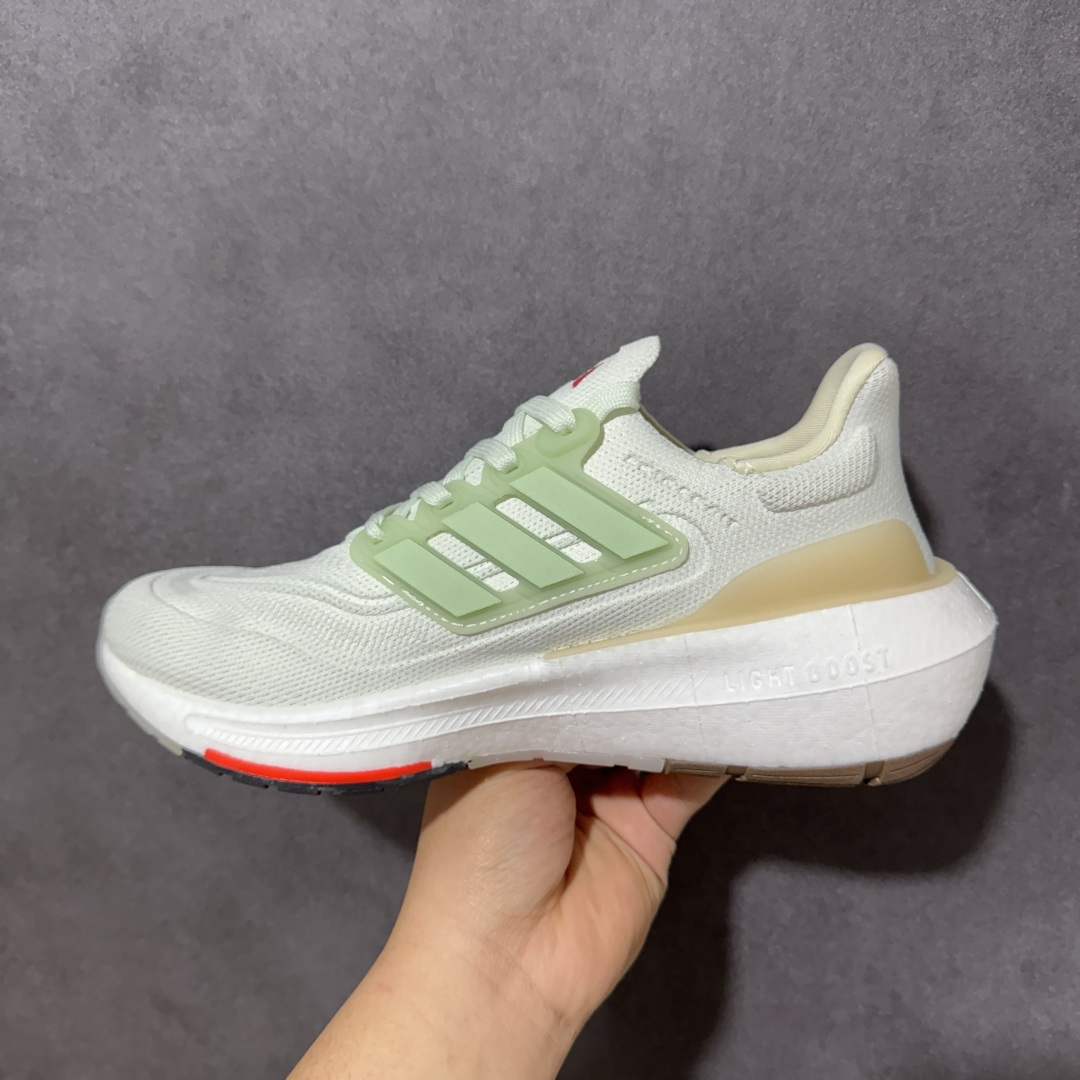 图片[2]-【公司级福利】Adidas UltraBoost 21 加厚爆米花袜套式针织鞋面休闲运动慢跑鞋 UB爆米花跑鞋 大厂福利 完美品质 全掌真爆米花软弹大底 做工清洁度超高 针织网面透气有弹性 无论是休闲健身 还是日常穿搭都很到位 尺码：36 36.5 37.5 38 38.5 39 40 40.5 41 42 42.5 43 44 45 货号：HQ6338-选品中心