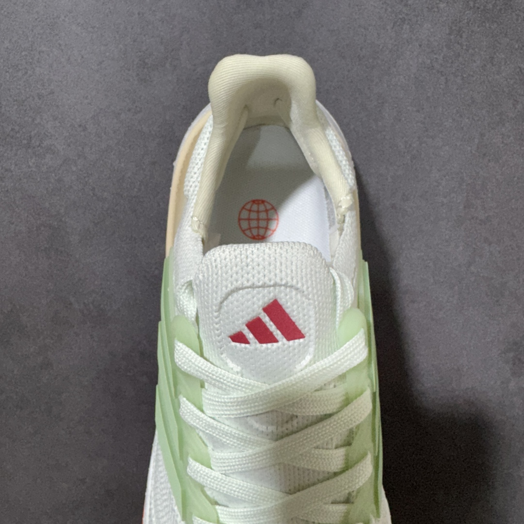 图片[6]-【公司级福利】Adidas UltraBoost 21 加厚爆米花袜套式针织鞋面休闲运动慢跑鞋 UB爆米花跑鞋 大厂福利 完美品质 全掌真爆米花软弹大底 做工清洁度超高 针织网面透气有弹性 无论是休闲健身 还是日常穿搭都很到位 尺码：36 36.5 37.5 38 38.5 39 40 40.5 41 42 42.5 43 44 45 货号：HQ6338-选品中心