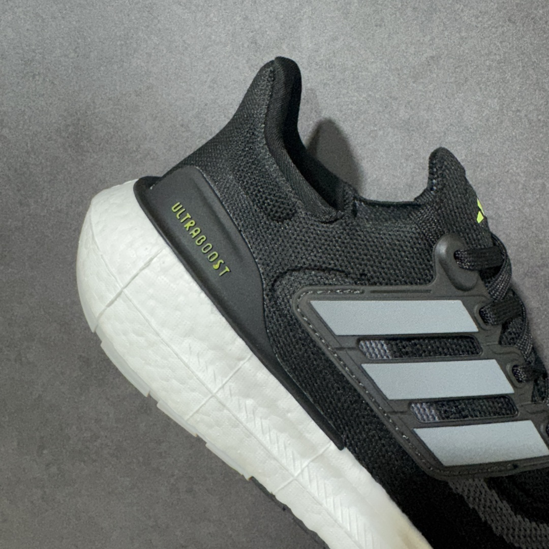 图片[8]-【公司级福利】Adidas UltraBoost 21 加厚爆米花袜套式针织鞋面休闲运动慢跑鞋 UB爆米花跑鞋 大厂福利 完美品质 全掌真爆米花软弹大底 做工清洁度超高 针织网面透气有弹性 无论是休闲健身 还是日常穿搭都很到位 尺码：36 36.5 37.5 38 38.5 39 40 40.5 41 42 42.5 43 44 45 货号：HQ6339-选品中心