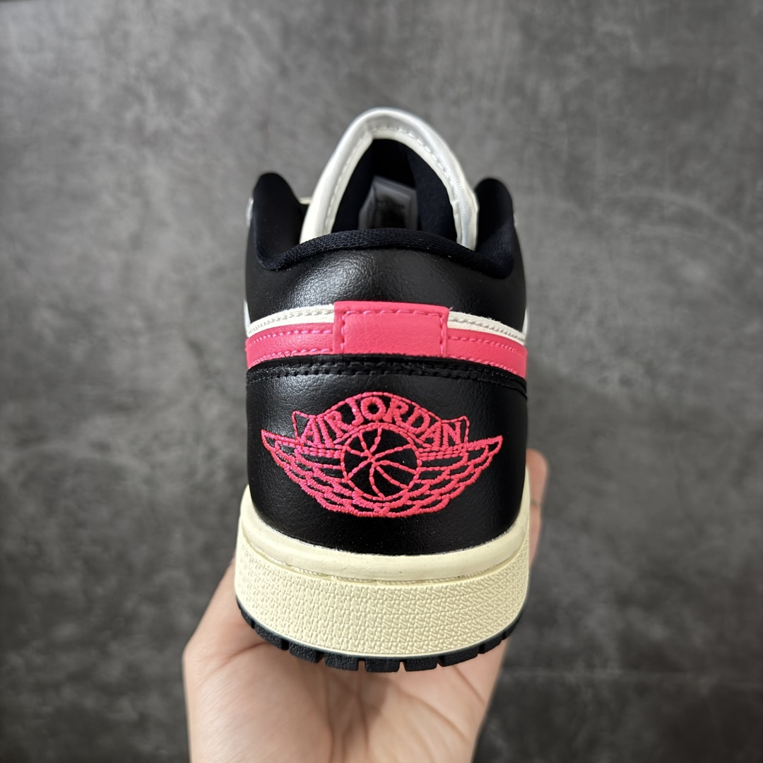图片[4]-【DT纯原】Air Jordan 1 AJ1 乔一 低帮复古篮球鞋 男女同款 白黑粉 DC0774-107  市面中低帮最具代表性版本没有之一 口碑大厂出品 品控大底版型不断改良更新 全套原纸板楦头开发 确保原汁原味 完美呈现版型 完美零毛边处理 原厂内置全掌气垫 价格定位良心 平台专用代工流水线出品 一眼公司既视感 拿到手的一瞬间就与众不同 碾压市面所有版本 全部原鞋开发 每一个配色都会采购原鞋确认细节 打破市面看图做货无好货之说 尺码：35.5-46-选品中心