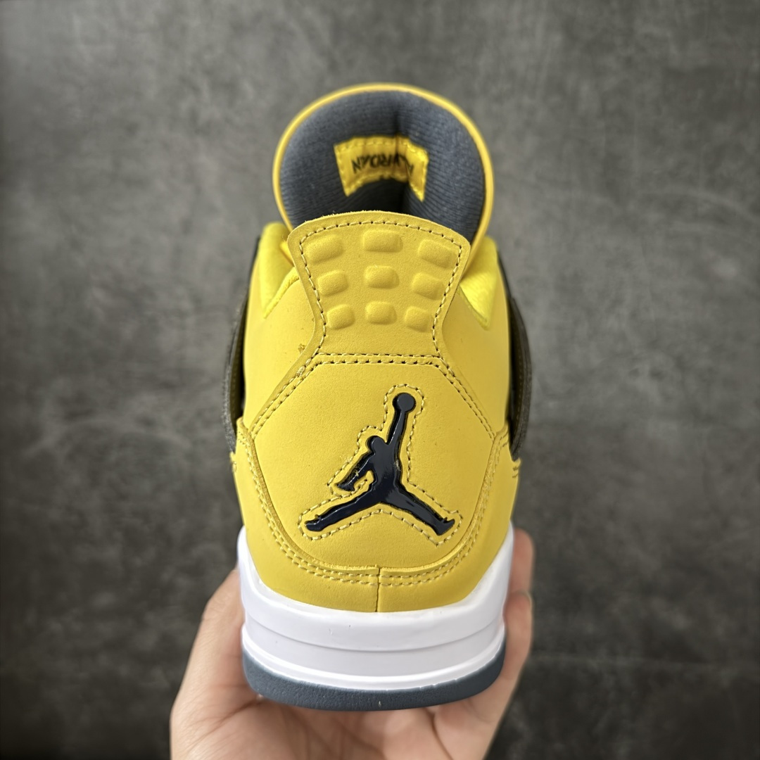 图片[4]-【DT纯原】Nike Air Jordan 4 Retro Retro Tour Yellow AJ4 乔一 舒适贴合 中帮 复古篮球鞋 男女同款 电母 货号：CT8527-700 全套原纸板楦头开发 完美版型 原档数据独家私模大底 原装进口轻量化鞋垫 进口港宝加持 后 跟自然饱满 还原公司包裹性 鞋面采用原装数据贴合技术 尺码：40 40.5 41 42 42.5 43 44 45 46 47.5-选品中心