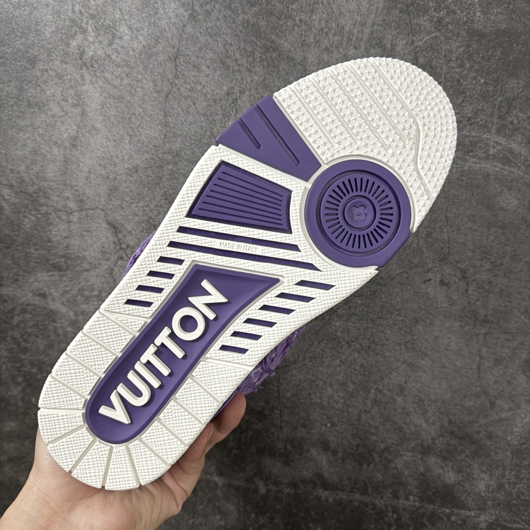 图片[9]-【YS纯原】广奢高端货 Louis Vuitton Trainer Skate 圆头系带低帮板鞋 男女同款 ✦ 荔枝纹头层皮+粒面头层皮拼接鞋面， 质感在线 ✦ 嵌入超软EVA物料鞋垫，脚感舒适 ✦ 后跟耐弯折滴塑支撑片，外置TPR光泽组合隔色鞋底 ✦ 草写风格Louis Vuitton标志，细节丰富 ✦ Virgil Abloh设计，灵感源自复古篮球鞋 ✦ 升级厚实抽屉礼品鞋盒+包装说明书+防尘布袋 ✦ 附送官方快递加固彩色涂鸦包装大礼盒 ✦ 零瑕疵工艺，无线头溢胶 尺码：39 40 41 42 43 44 45-选品中心