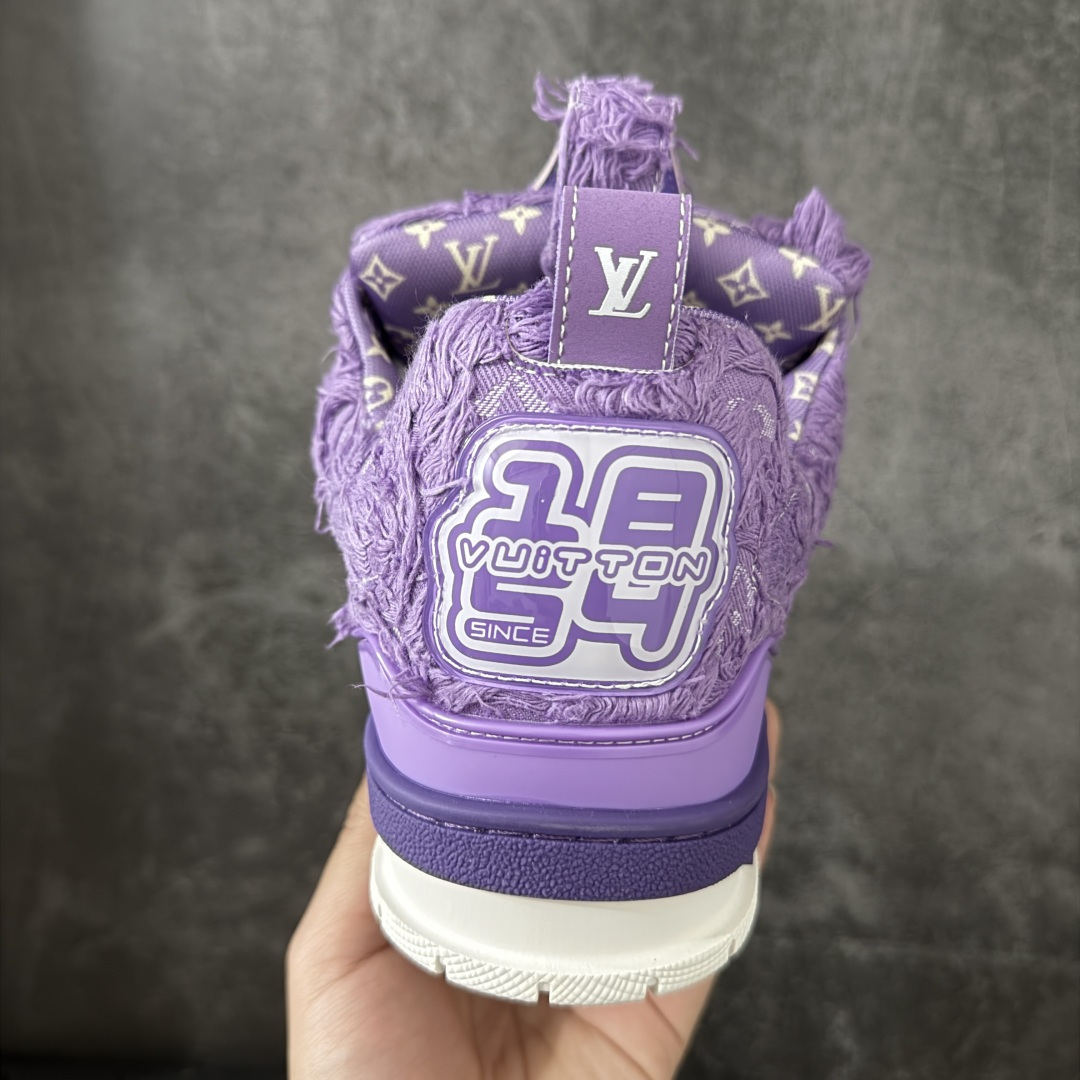 图片[4]-【YS纯原】广奢高端货 Louis Vuitton Trainer Skate 圆头系带低帮板鞋 男女同款 ✦ 荔枝纹头层皮+粒面头层皮拼接鞋面， 质感在线 ✦ 嵌入超软EVA物料鞋垫，脚感舒适 ✦ 后跟耐弯折滴塑支撑片，外置TPR光泽组合隔色鞋底 ✦ 草写风格Louis Vuitton标志，细节丰富 ✦ Virgil Abloh设计，灵感源自复古篮球鞋 ✦ 升级厚实抽屉礼品鞋盒+包装说明书+防尘布袋 ✦ 附送官方快递加固彩色涂鸦包装大礼盒 ✦ 零瑕疵工艺，无线头溢胶 尺码：39 40 41 42 43 44 45-选品中心