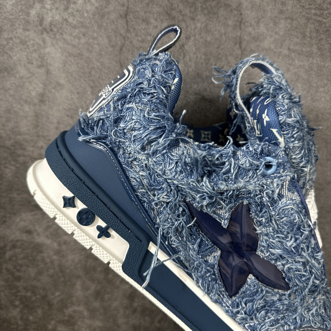 图片[7]-【YS纯原】广奢高端货 Louis Vuitton Trainer Skate 圆头系带低帮板鞋 男女同款 ✦ 荔枝纹头层皮+粒面头层皮拼接鞋面， 质感在线 ✦ 嵌入超软EVA物料鞋垫，脚感舒适 ✦ 后跟耐弯折滴塑支撑片，外置TPR光泽组合隔色鞋底 ✦ 草写风格Louis Vuitton标志，细节丰富 ✦ Virgil Abloh设计，灵感源自复古篮球鞋 ✦ 升级厚实抽屉礼品鞋盒+包装说明书+防尘布袋 ✦ 附送官方快递加固彩色涂鸦包装大礼盒 ✦ 零瑕疵工艺，无线头溢胶 尺码：39 40 41 42 43 44 45-选品中心